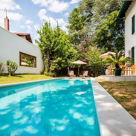 Design Basque With Pool, Garden, Close To City Center * ビアリッツ