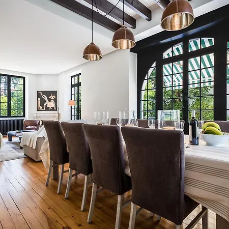 Design Basque With Pool, Garden, Close To City Center * ビアリッツ