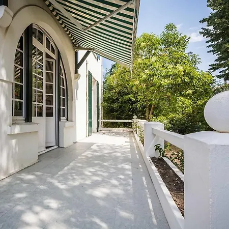 Design Basque With Pool, Garden, Close To City Center * ビアリッツ