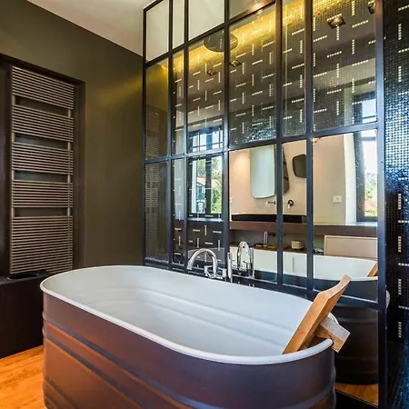 Design Basque With Pool, Garden, Close To City Center ヴィラ *